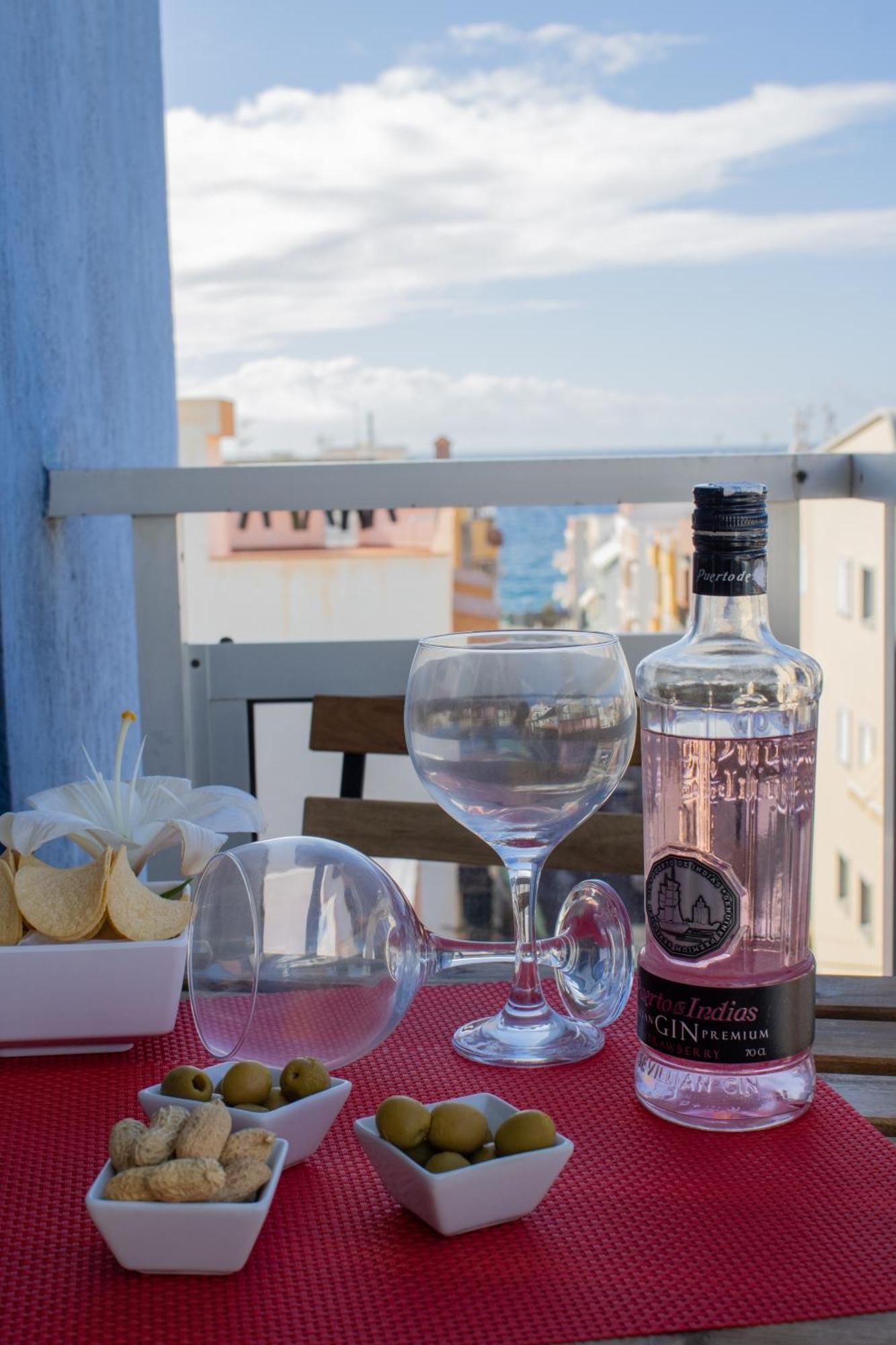 Puesta De Sol Rentals 2Aj Playa de San Juan  Eksteriør billede