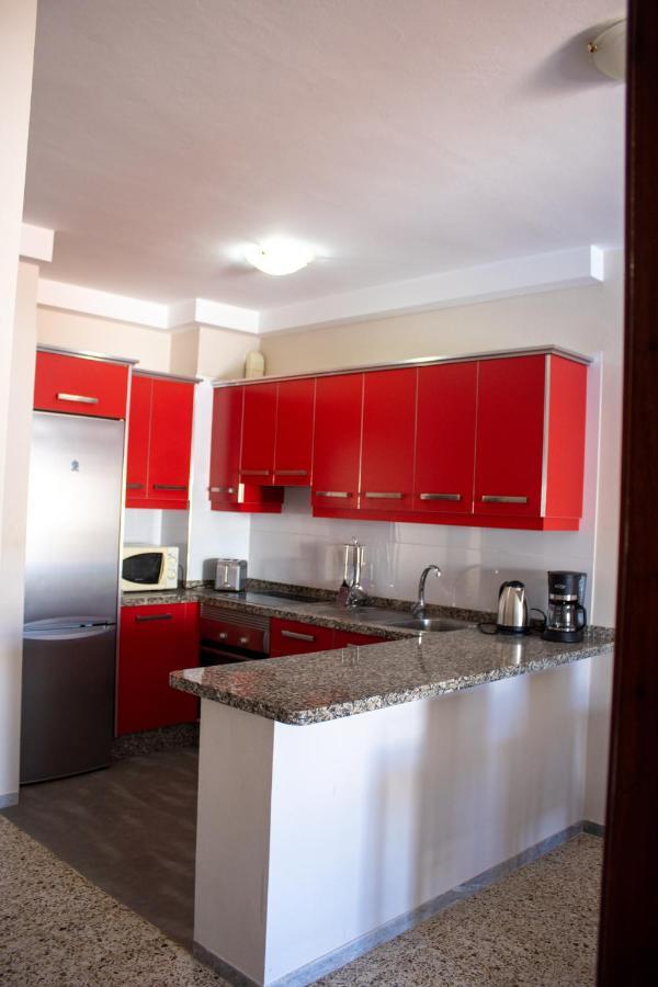 Puesta De Sol Rentals 2Aj Playa de San Juan  Eksteriør billede